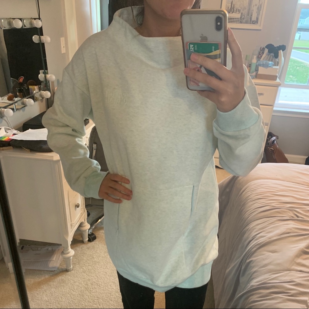 Oversized Gymshark sweatshirt
